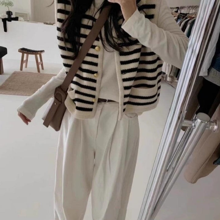 Veste mode femme avec motif rayé et boutons dorés Lune London