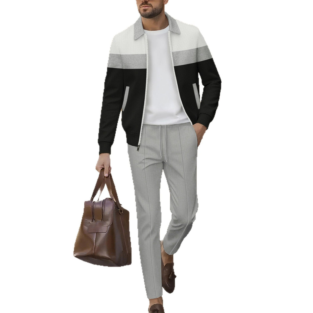 Men's sports set made of breathable material with quilted design Lune London