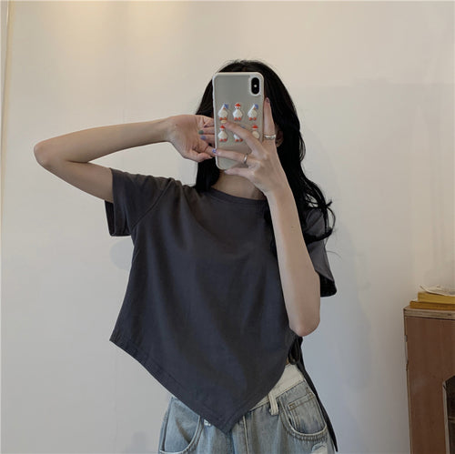 Women's crop top with asymmetric hem and loose fit