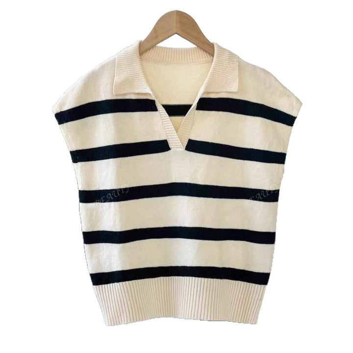 Women Short striped short sleeve sweater with polo collar Lune London