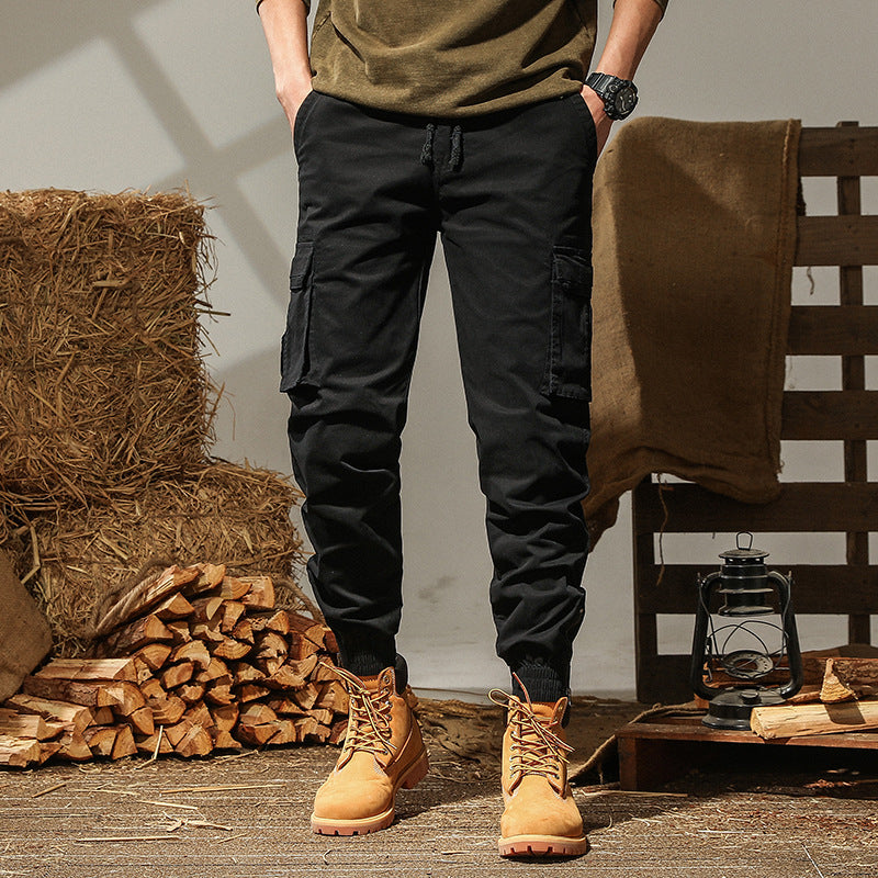 Men's cargo pants with multiple practical pockets and an elastic waistband Lune London