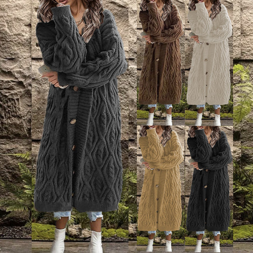 Chunky knit kimono for women with a trendy braid pattern and practical pockets Amarae
