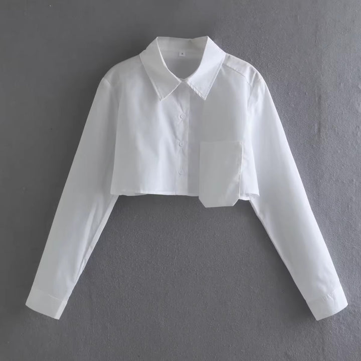 Cropped blouse for women with a modern fit and practical pocket design Lune London