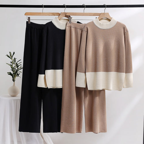 Elegant knit loungewear set for women with wide waistband and decorative collar Amarae