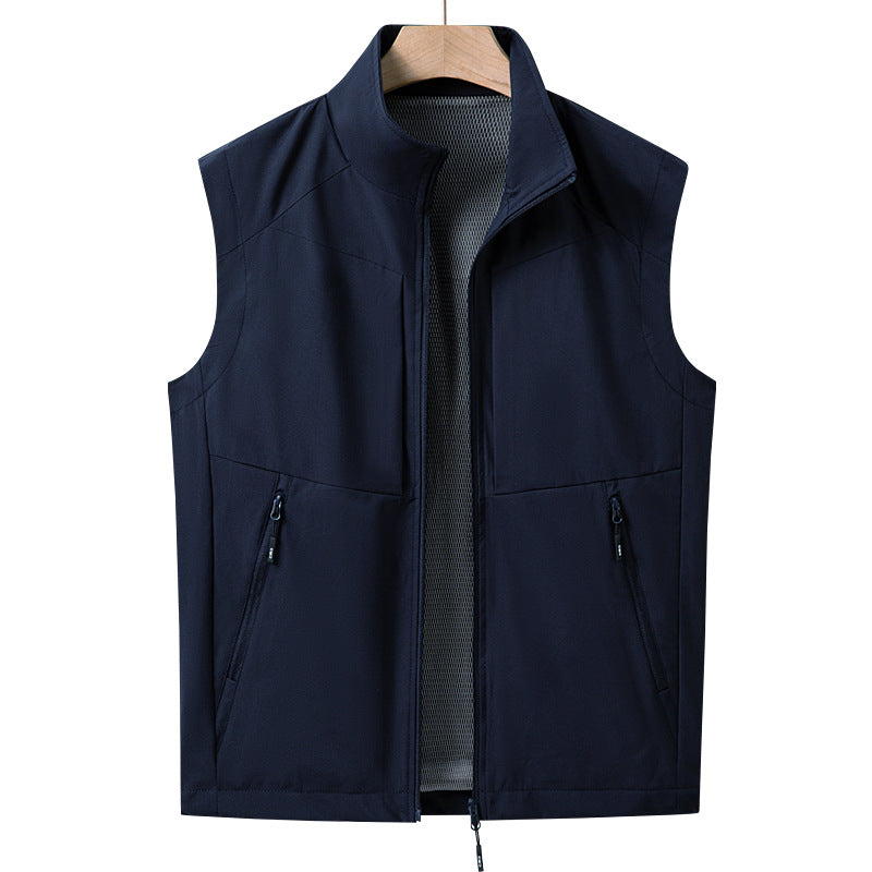 Men's Lightweight Multifunctional Softshell Vest with Breathable Mesh Lining and Two-Way Zipper Amarae