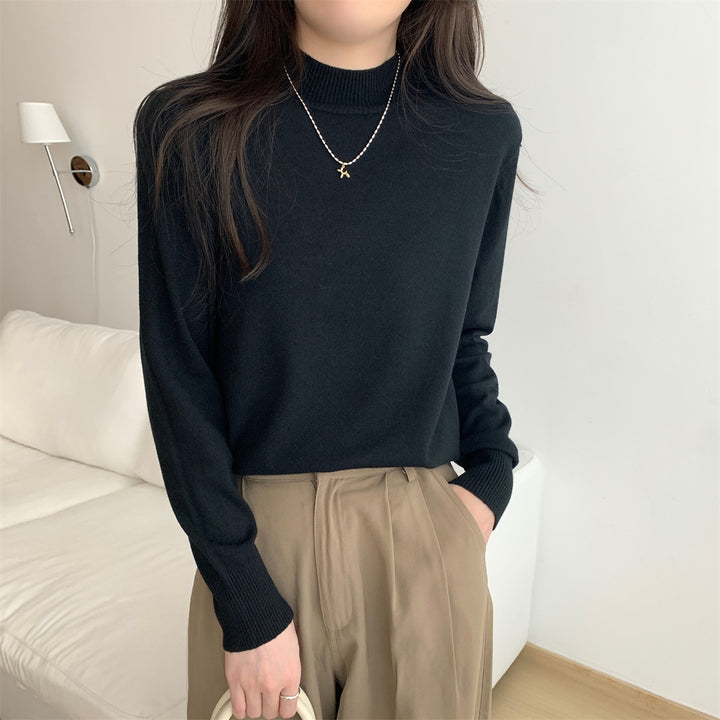 Pull fin en tricot pour femme avec un col montant moderne et une coupe décontractée Chic & Stil
