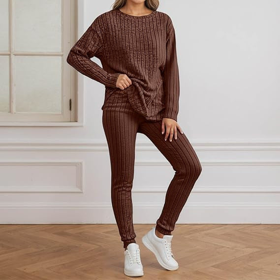 Ensemble tricot confortable pour femme avec texture côtelée Chic & Stil