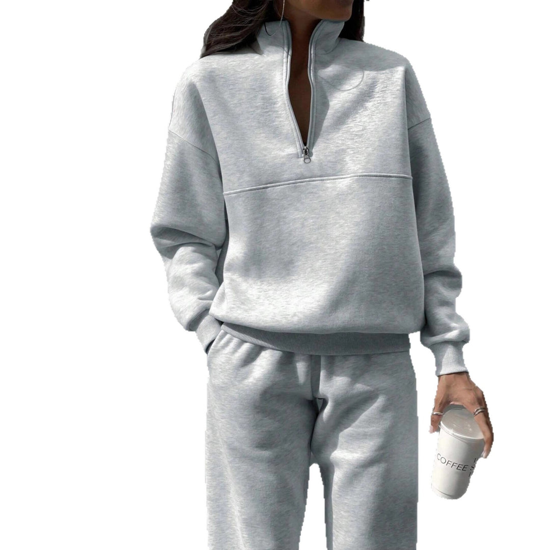 Ladies sporty sweatshirt with half zipper Lune London