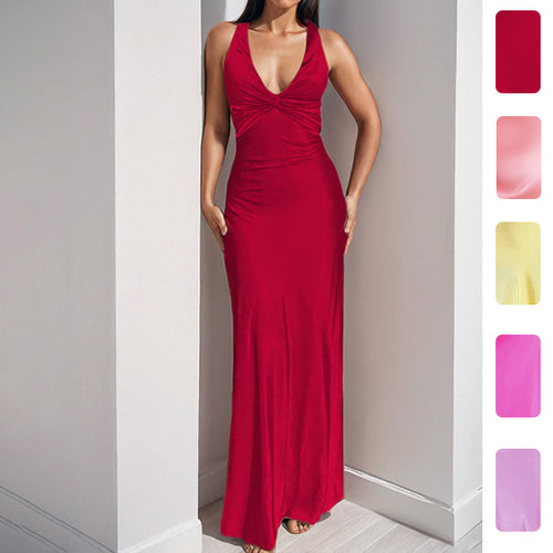 Robe en satin pour femmes avec détail enveloppant élégant Chic & Stil