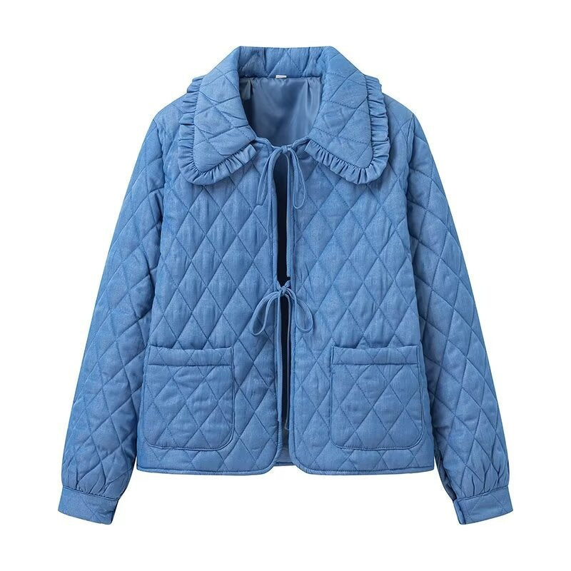 Quilted transitional jacket for women with large collar and practical pockets Lune London