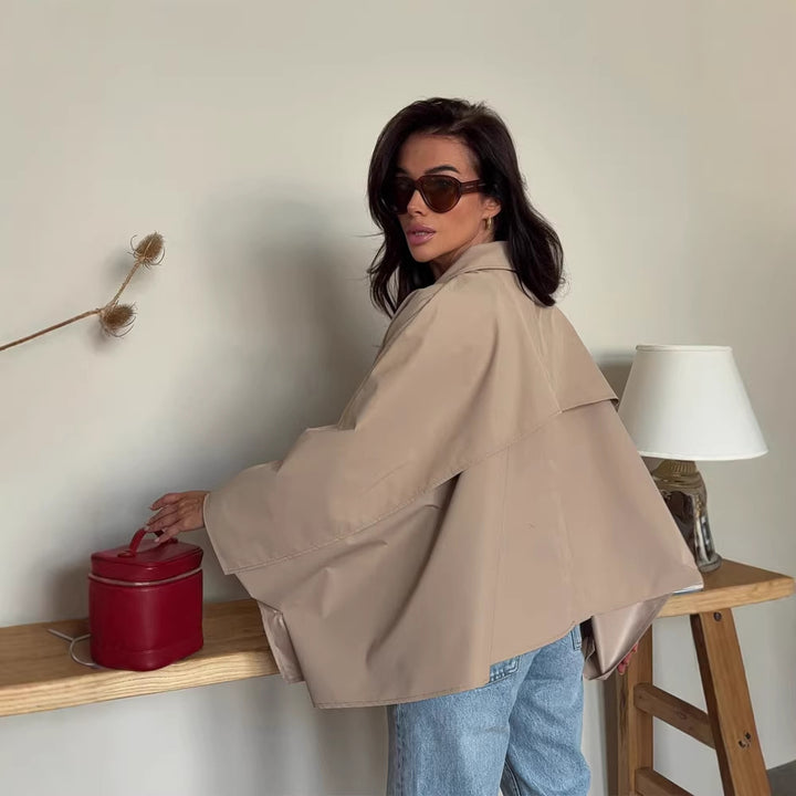 Women's Oversized Cropped Jacket with Voluminous Bat Sleeves and Shirt Collar Amarae