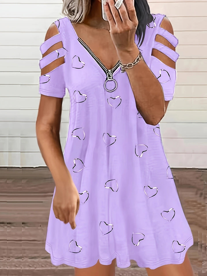 Casual dress for women with cut-out sleeves and heart pattern Lune London