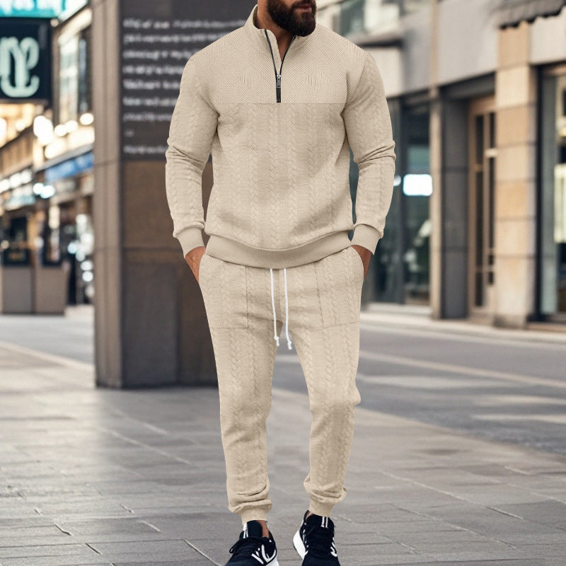 Men's sporty knit set with modern high collar and zipper Lune London