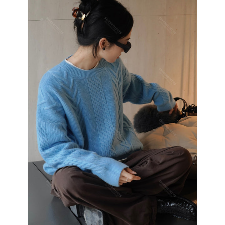 Women chunky knit boxy sweater with cable pattern, balloon sleeves and ribbed hem Amarae