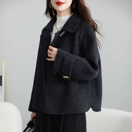 Cardigan confortable pour femmes avec des détails de bouton modernes Chic & Stil