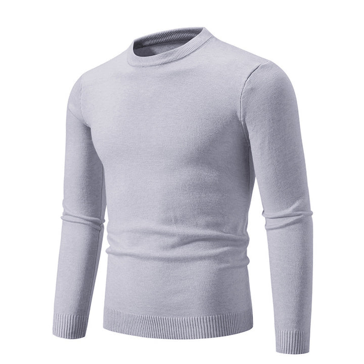 Classic round neck sweater for men in soft knit Lune London