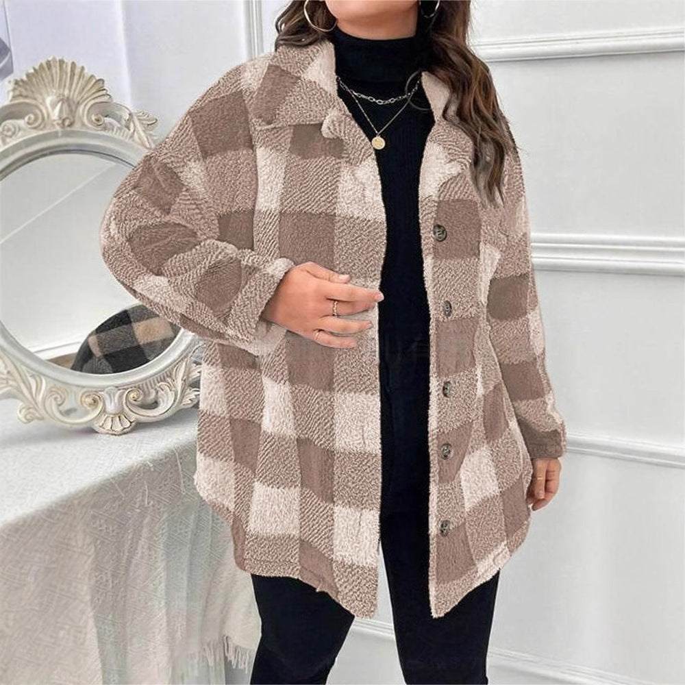 Ladies oversized tartan cozy jacket with button closure Lune London