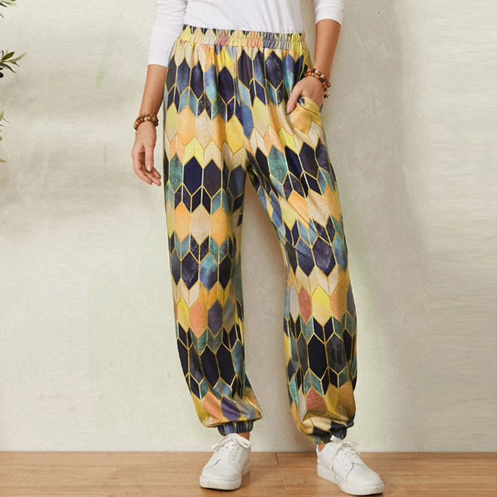 Loose women's pants with geometric pattern Lune London