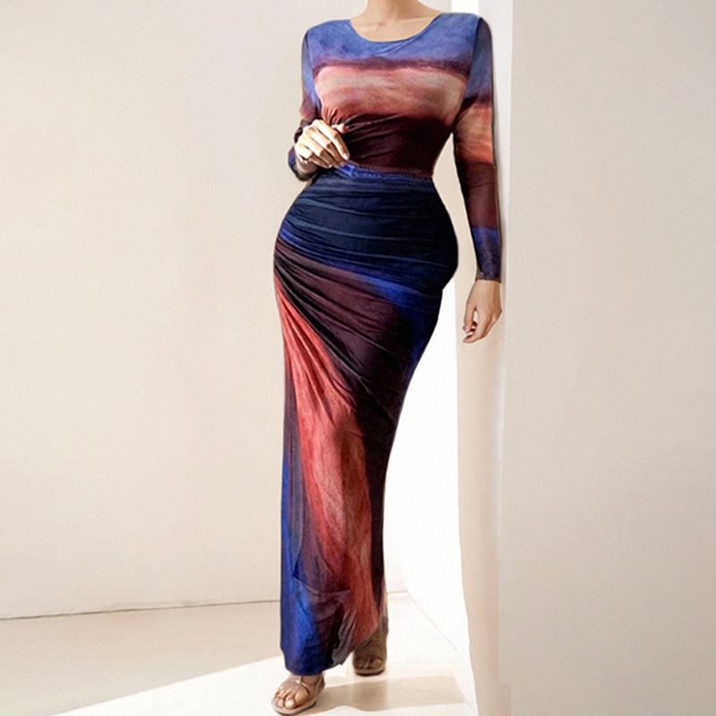 Elegant women's maxi dress with innovative gradient color Lune London