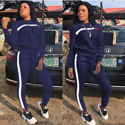 Ladies Elegant sports outfit with contrasting stripes and elastic waistband Amarae