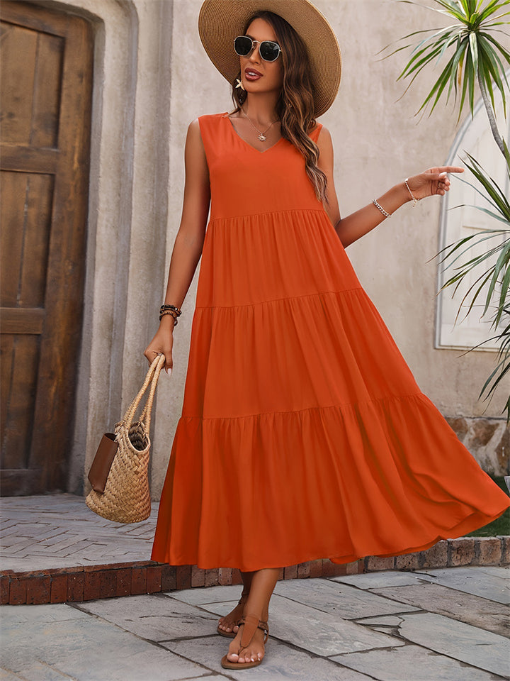 Ladies Elegant Summer Maxi Dress with Voluminous Skirt and V-Neck Lune London