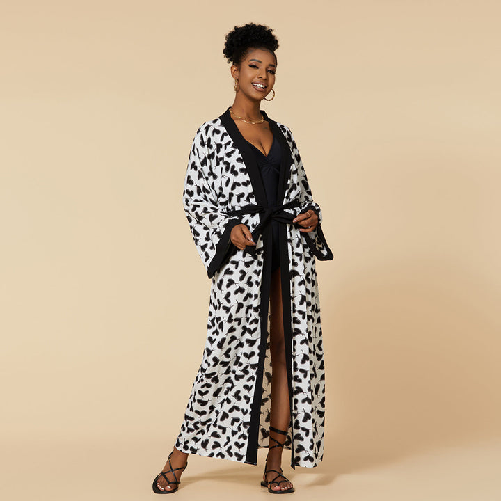 Ladies Luxurious Bathrobe with Exotic Pattern Chic Und Stil