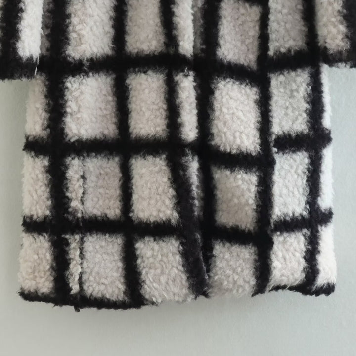 Women's Tailored Teddy Coat with Check Pattern and Lapel Collar Amarae