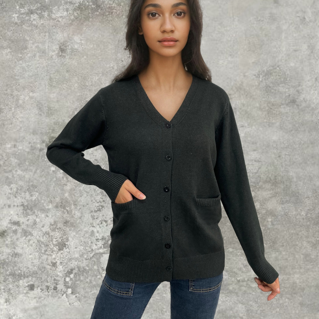 Cardigan pour femmes avec motif à côtes fines et poches pratiques Chic & Stil