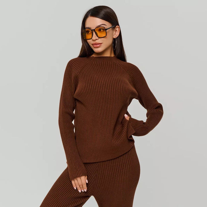 Women's ribbed knit pullover with a relaxed fit and a wide collar Lune London