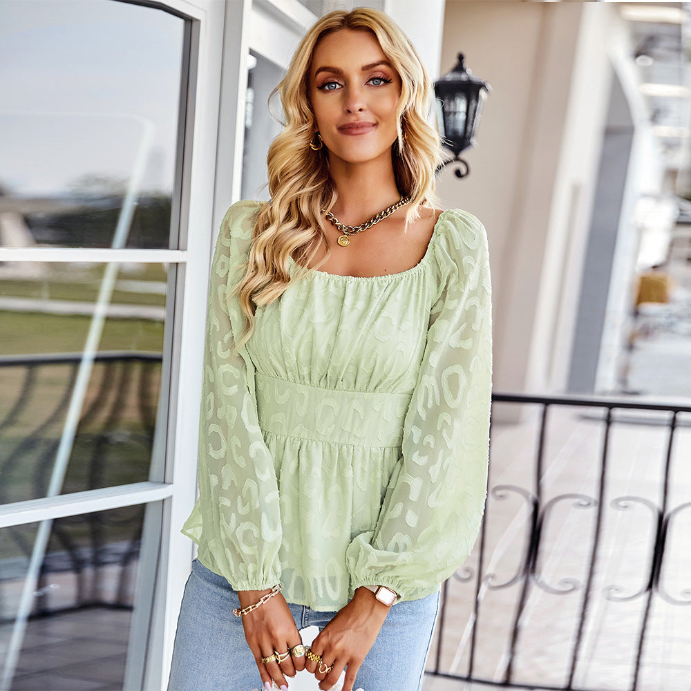 Blouse for women with elastic insert at the waist and puffed sleeves Lune London