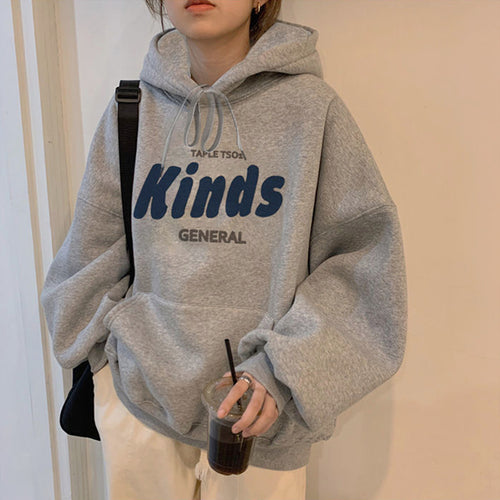 Women's hoodie with casual fit and modern lettering Amarae