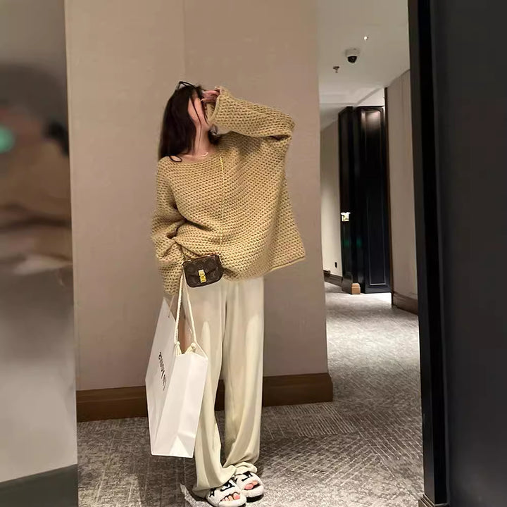 Pull en maille épaisse pour femmes avec une coupe ample et un style décontracté Chic & Stil