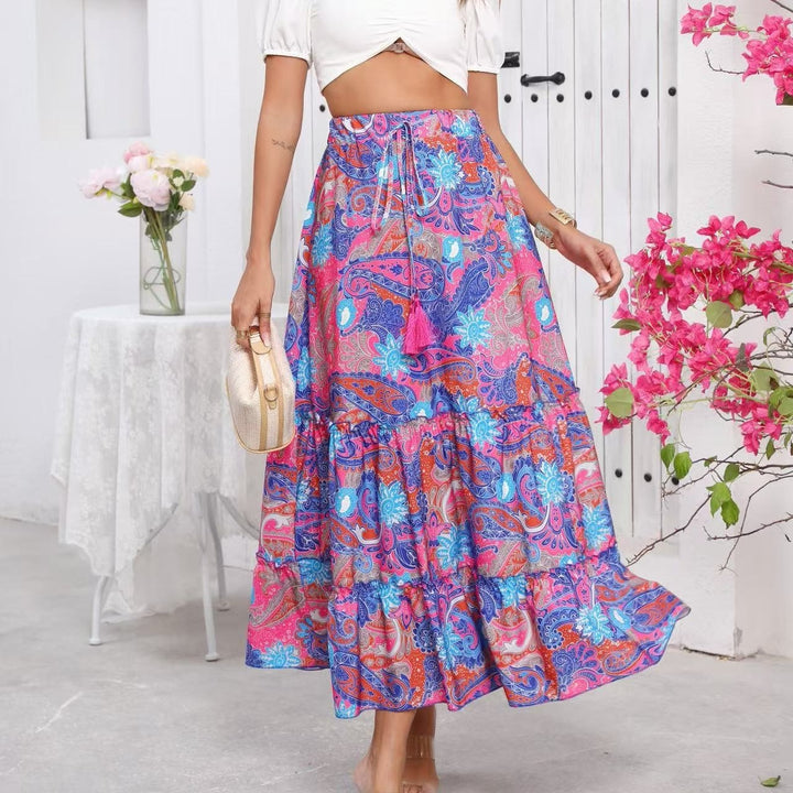 Maxi skirt for women with a playful paisley design and voluminous ruffles Lune London