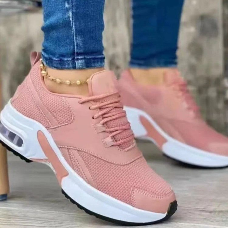 Sport shoes for women with innovative cushioning technology Lune London