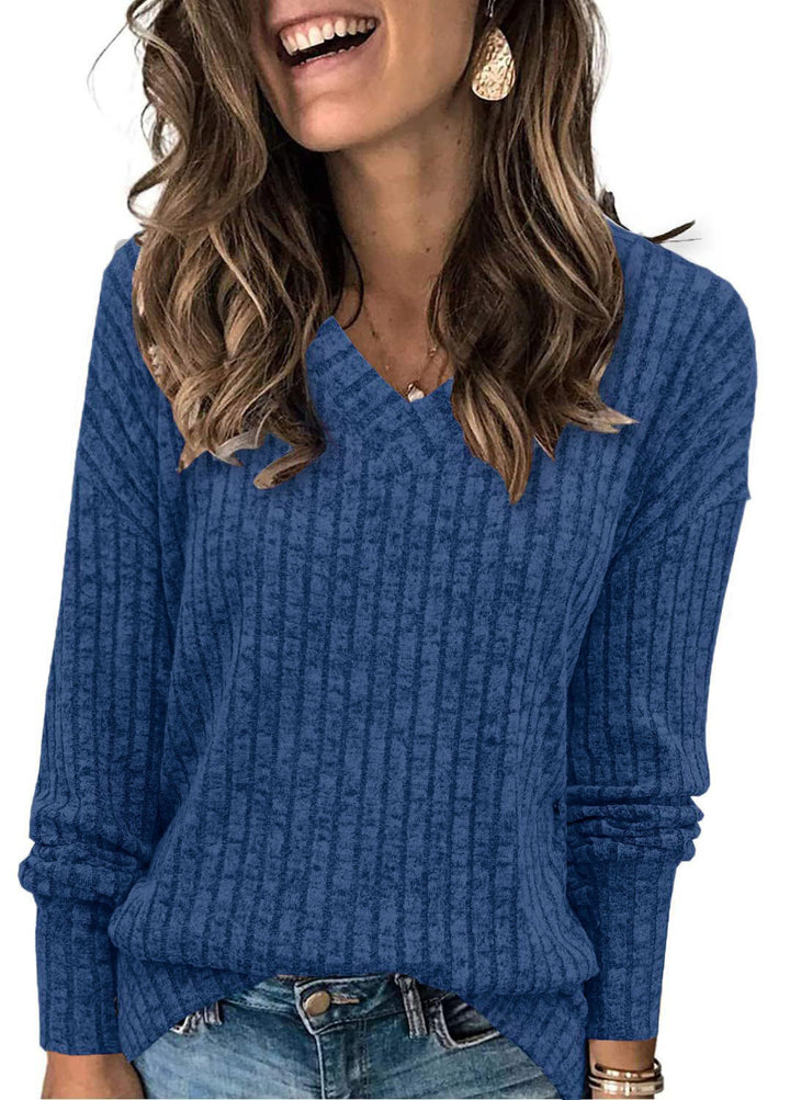 Ladies V-neck knitted sweater Lune London