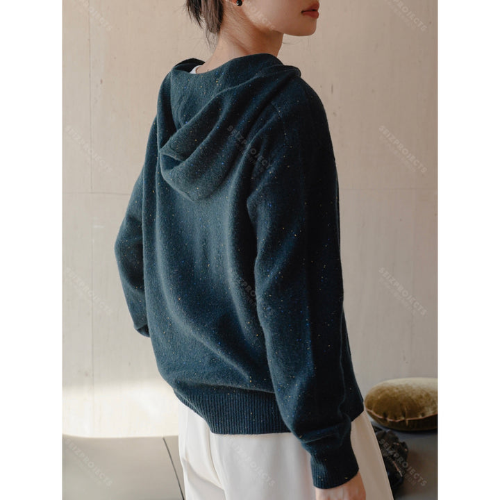 Women's Loose Fine Knit Sweater with Subtle V-Neck and Melange Texture Amarae
