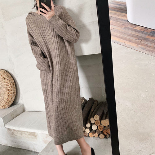 Knitted dress for women with an elegant ribbed design and an oversized fit Amarae