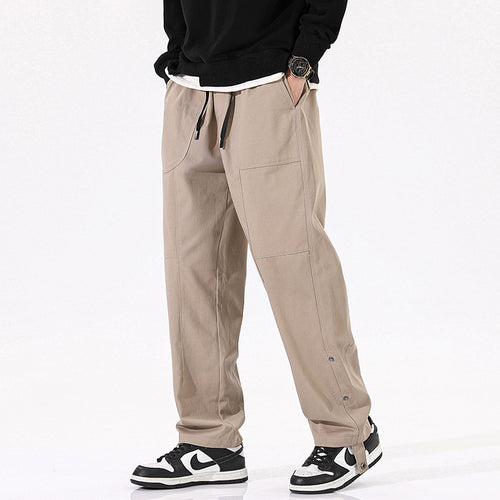 Men's cargo pants with a relaxed fit and practical pockets Amarae