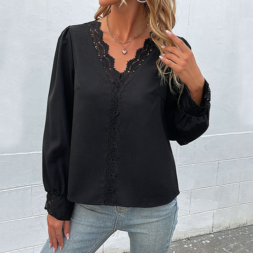 Elegant ladies blouse with lace details and V neck Amarae