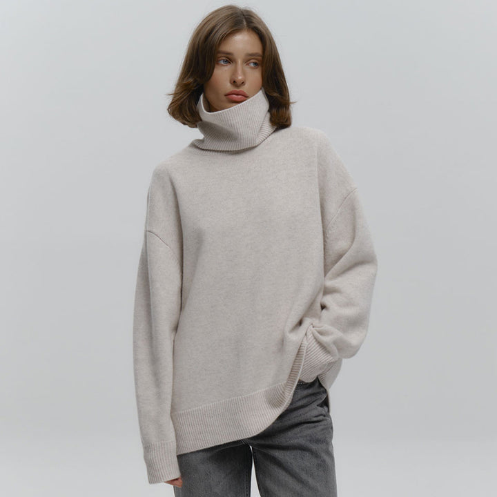Ladies oversized turtleneck sweater in soft wool Lune London