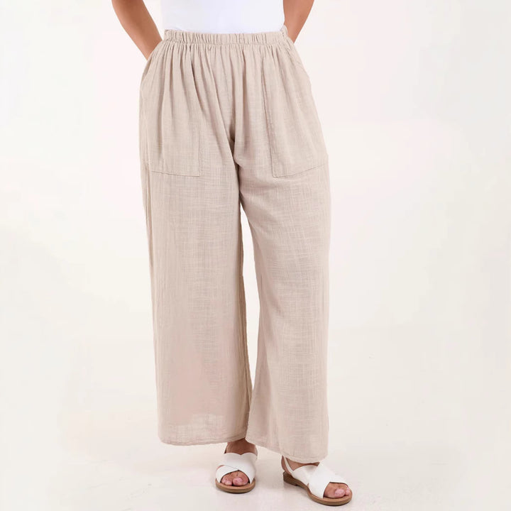 Light chiffon pants for women with elastic waist and practical pockets Lune London