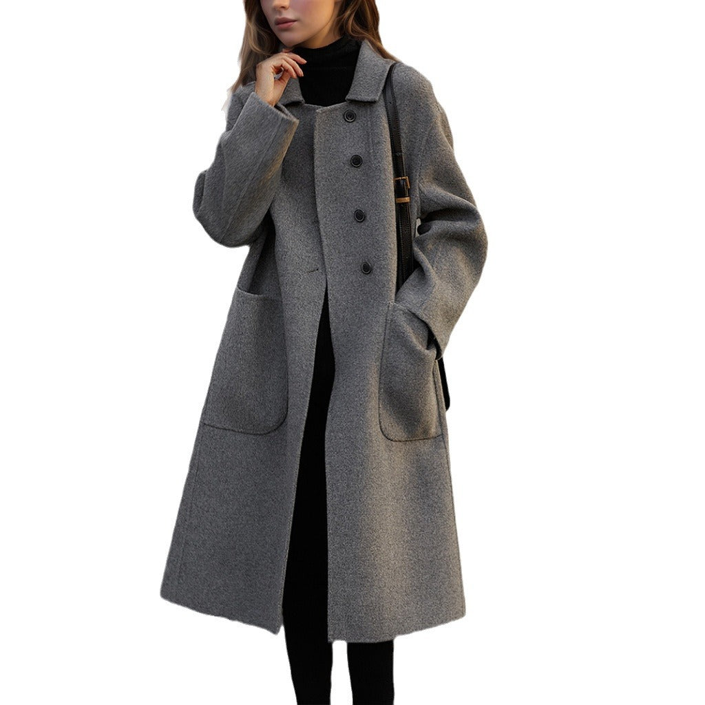 Elegant wool coat for women with high pockets and classic lapels Amarae