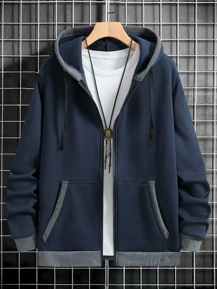 Men's comfortable hooded sweatshirt with zipper and handy pockets Lune London