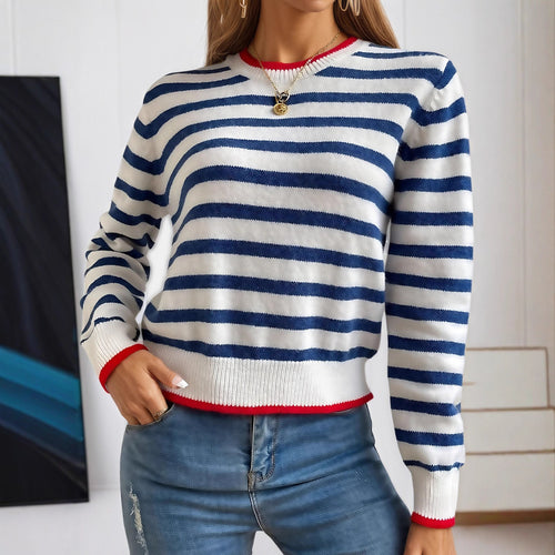 Knitted sweater for women with a trendy striped pattern and a fine texture Amarae