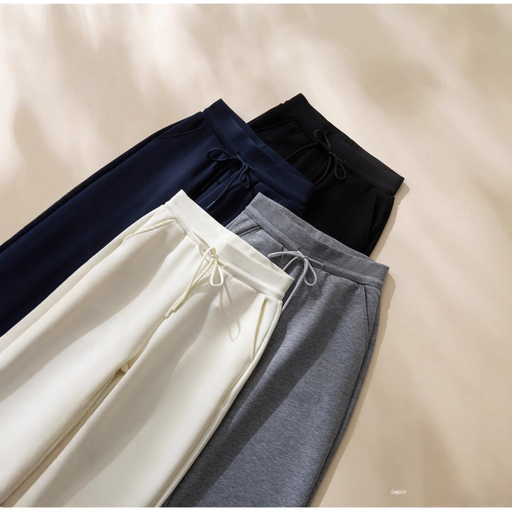 Pantalon de sport ample pour femmes avec taille élastique et cordon de serrage réglable Chic & Stil