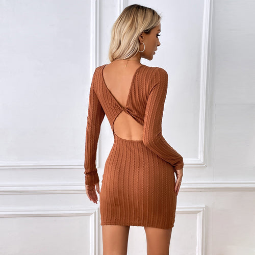 Robe mini tricotée élégante pour femme avec manches longues et design à fine côtes Chic & Stil