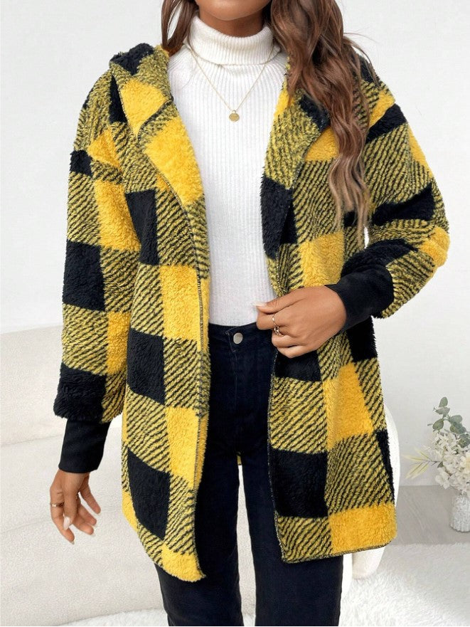 Ladies Cozy Fleece Jacket with Checkered Pattern and Hooded Design Lune London