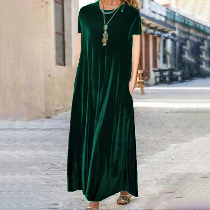 Women's maxi dress with elegant cut and pockets Lune London