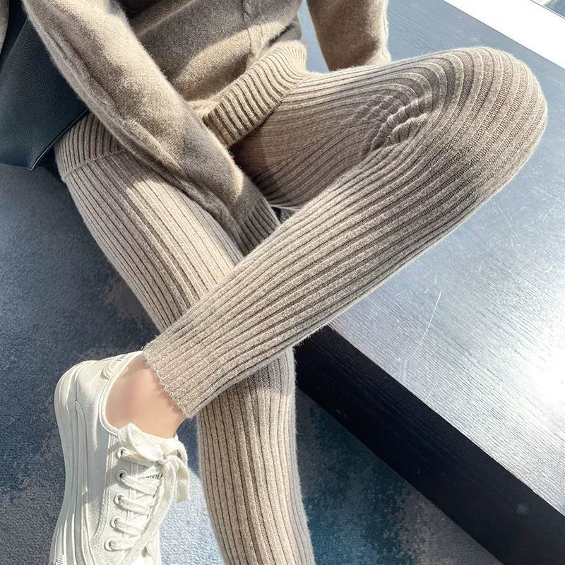 Ribbed leggings for women with high waist and fine texture Lune London