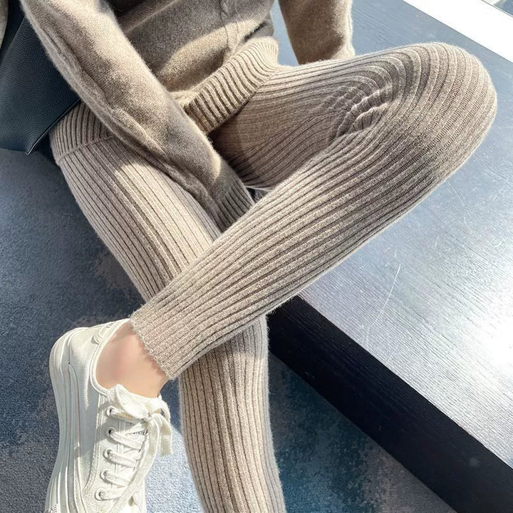 Ribbed leggings for women with high waist and fine texture Lune London